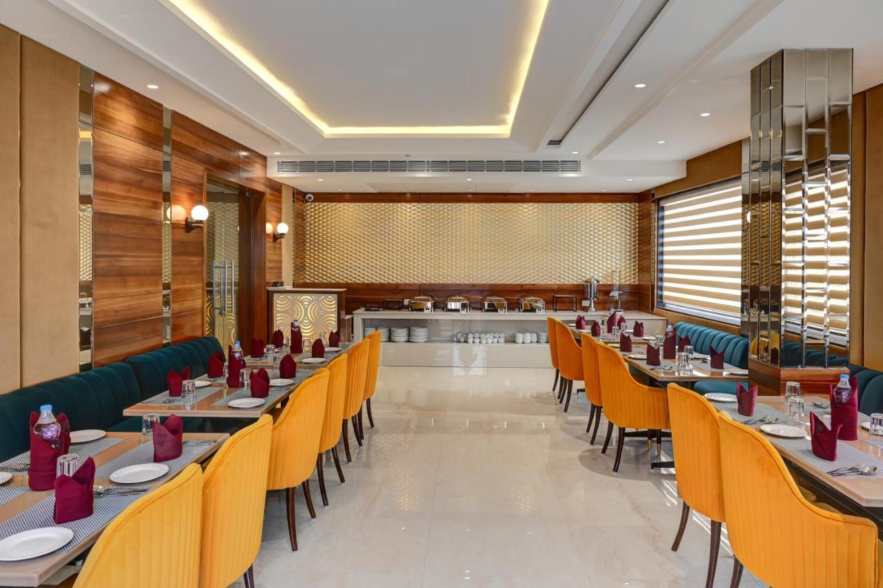 Hotel Classio Royale Amritsar Exterior foto